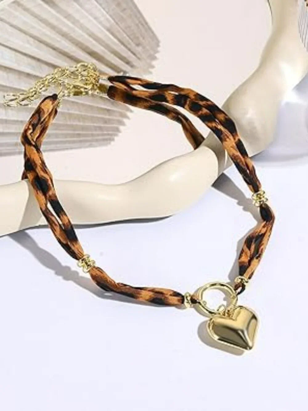 NEW Scarf Necklace with Charm for Women Bandana‎ Heart Pendant Leopard Print